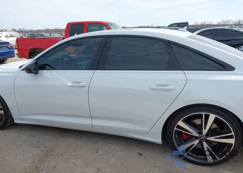 2022 Audi S6 Prestige Tfsi Quattro Tiptronic z USA, uszkodzony, nr VIN WAUFFBF26NN053192